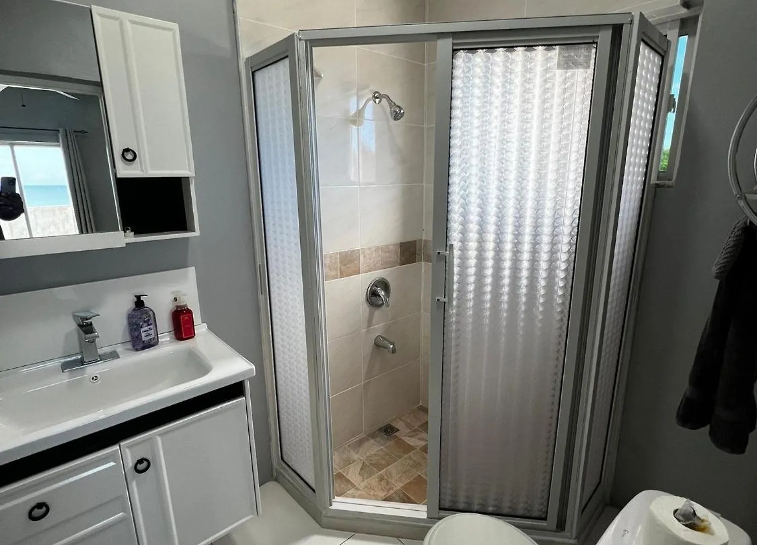 Montego Bay 4 Star Ensuite Rooms דירה מונטגו ביי